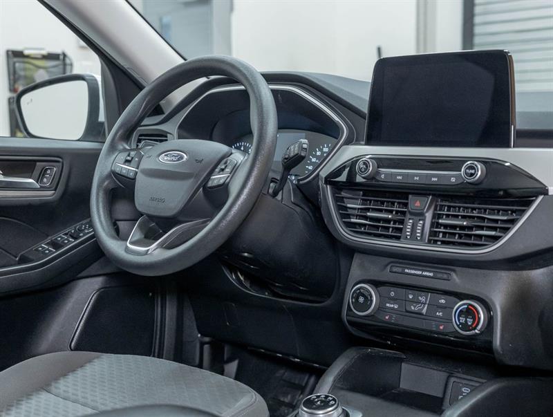 ford Escape 2021 - 25