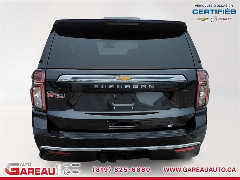 chevrolet Suburban 2022 - 3