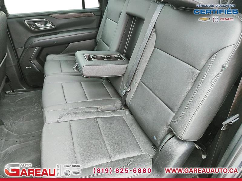 chevrolet Suburban 2022 - 24