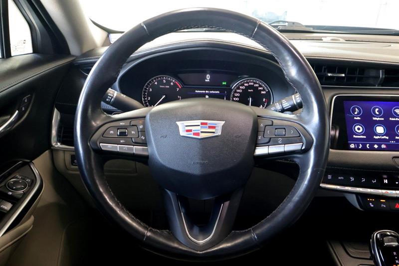 cadillac XT4 2022 - 10
