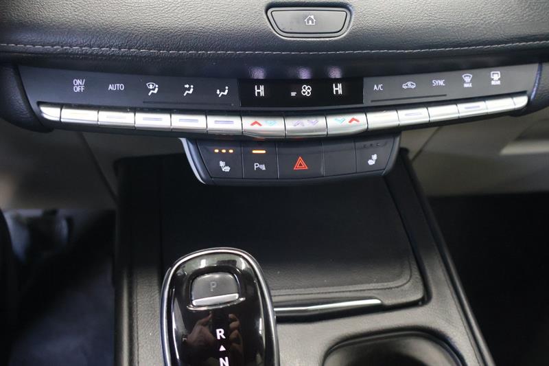 cadillac XT4 2022 - 17