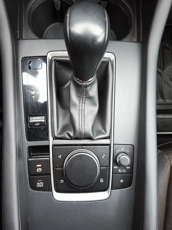 mazda Mazda3 Sport 2022 - 17