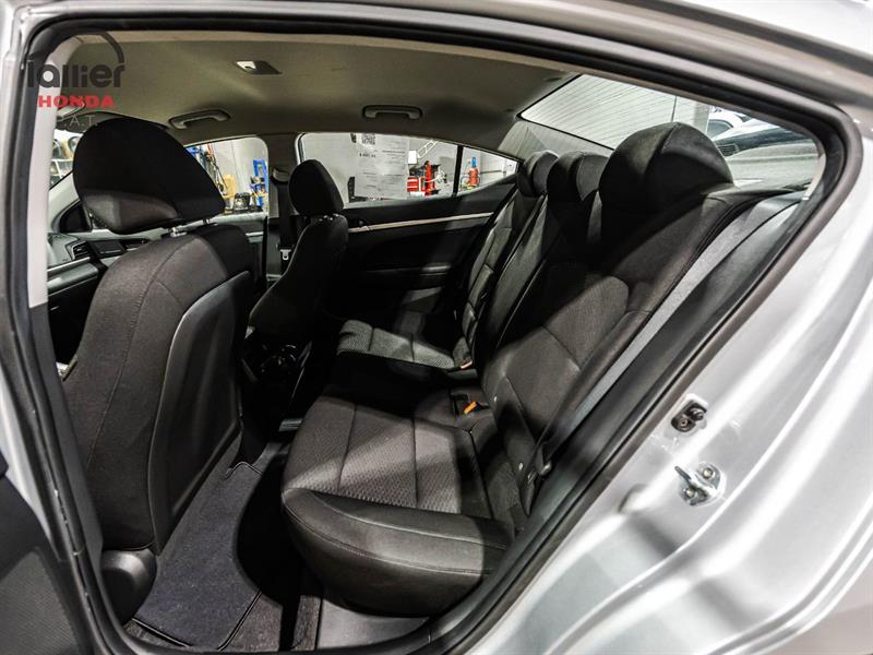 hyundai Elantra 2020 - 13