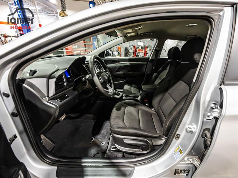 hyundai Elantra 2020 - 18