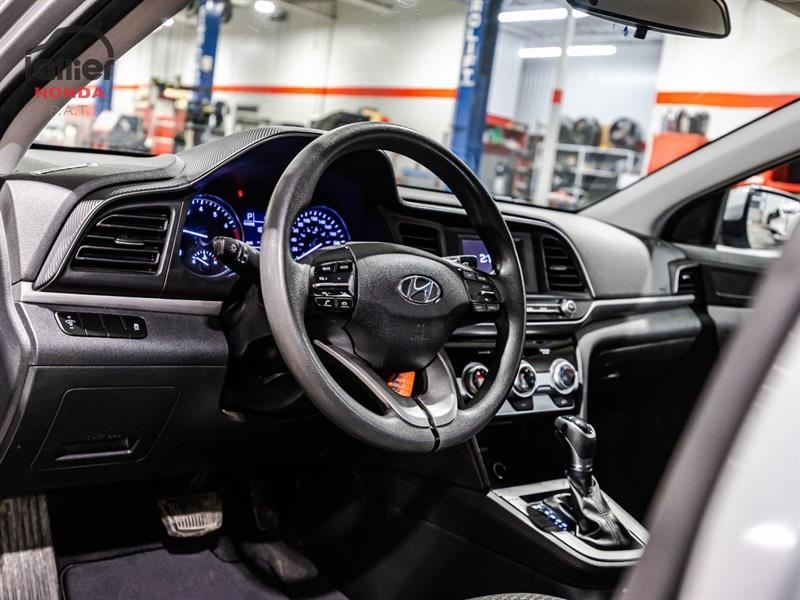 hyundai Elantra 2020 - 19