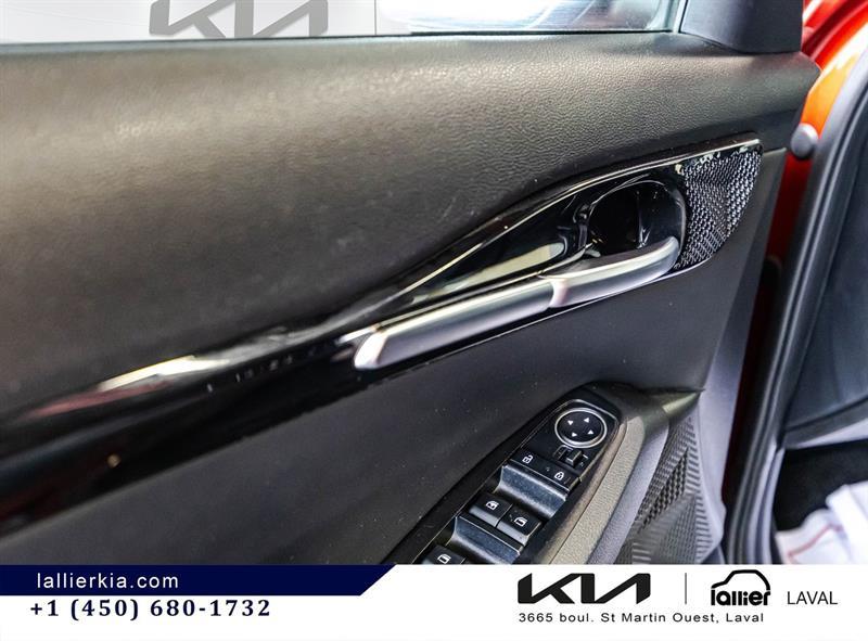 2023 Kia Seltos - Image 12