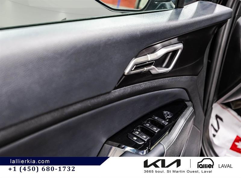 2023 Kia Sportage - Image 12