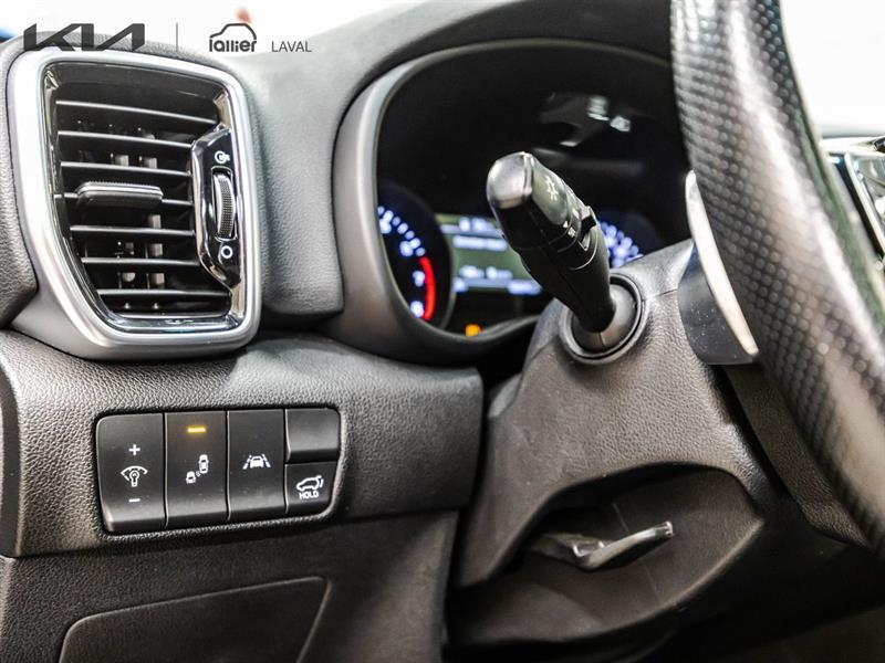 2022 Kia Sportage - Image 16