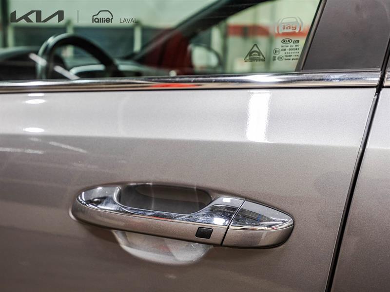 2022 Kia Sportage - Image 23