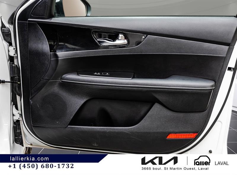 2024 Kia Forte - Image 16