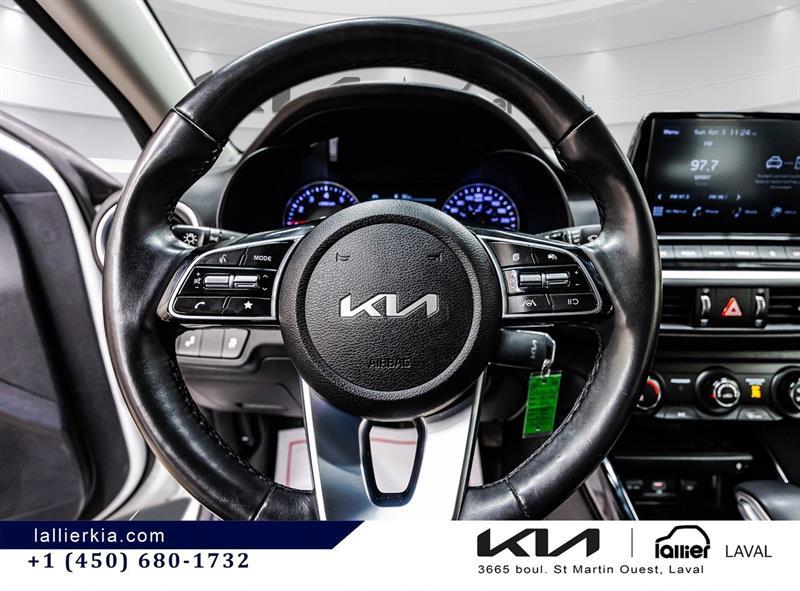 2024 Kia Forte - Image 21