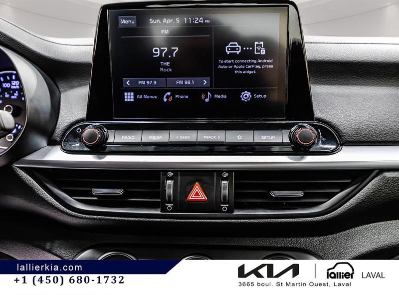 2024 Kia Forte - Image 23