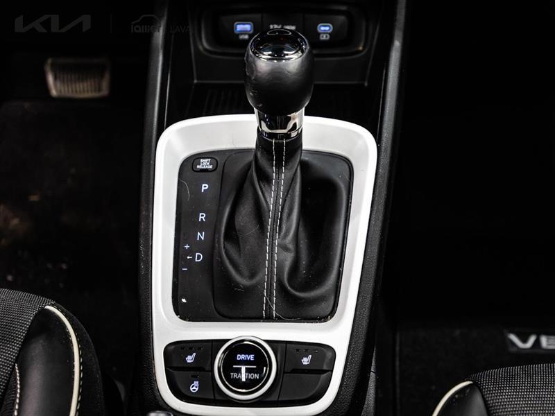 2024 Hyundai Venue - Image 17