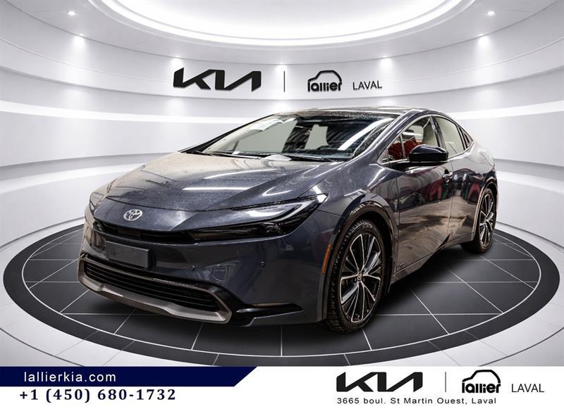 2024 Toyota Prius - Image 3