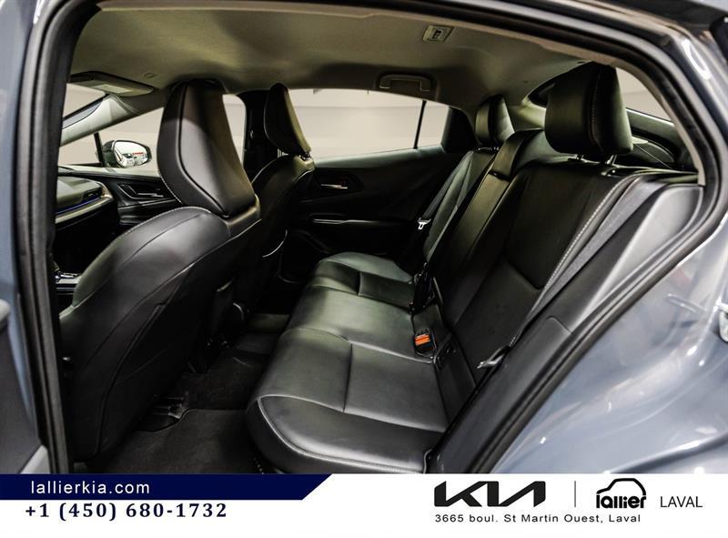 2024 Toyota Prius - Image 13