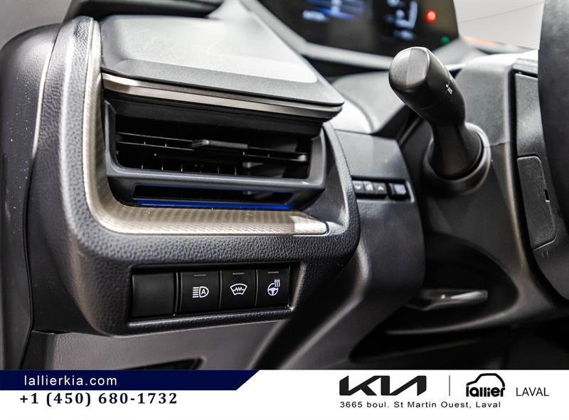 2024 Toyota Prius - Image 20