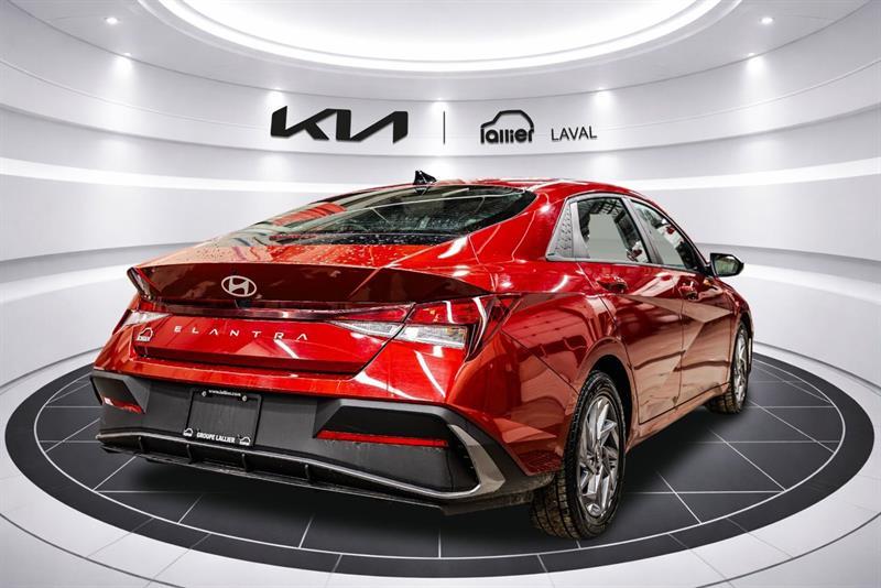 2025 Hyundai Elantra - Image 6