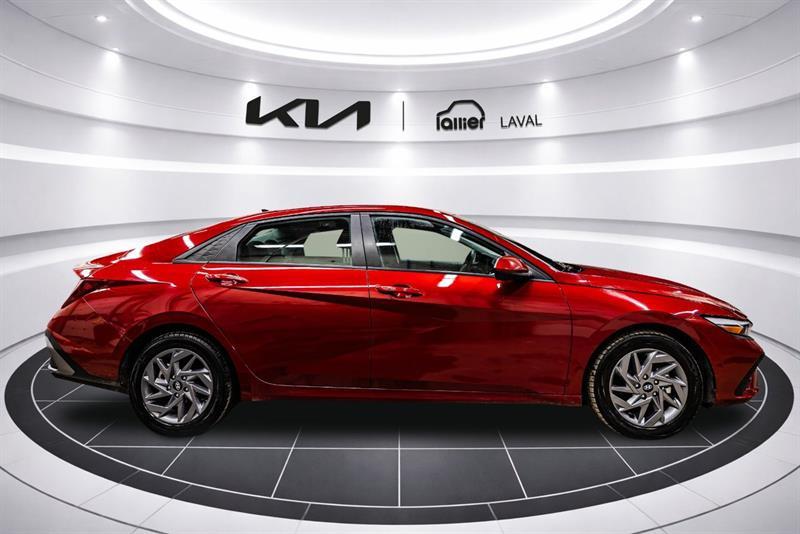 2025 Hyundai Elantra - Image 7