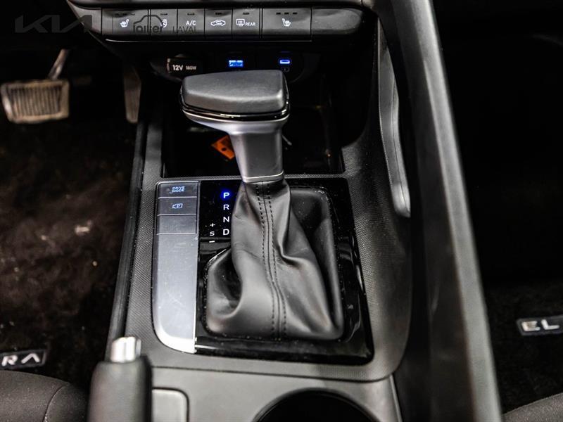 2025 Hyundai Elantra - Image 18