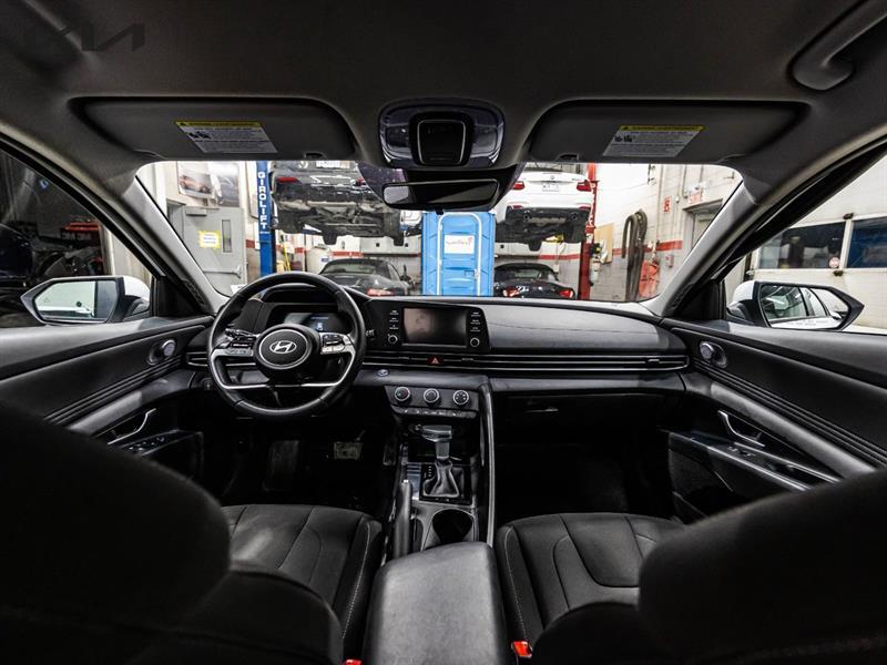 2025 Hyundai Elantra - Image 20