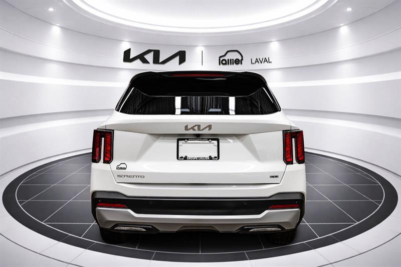 2024 Kia Sorento - Image 9