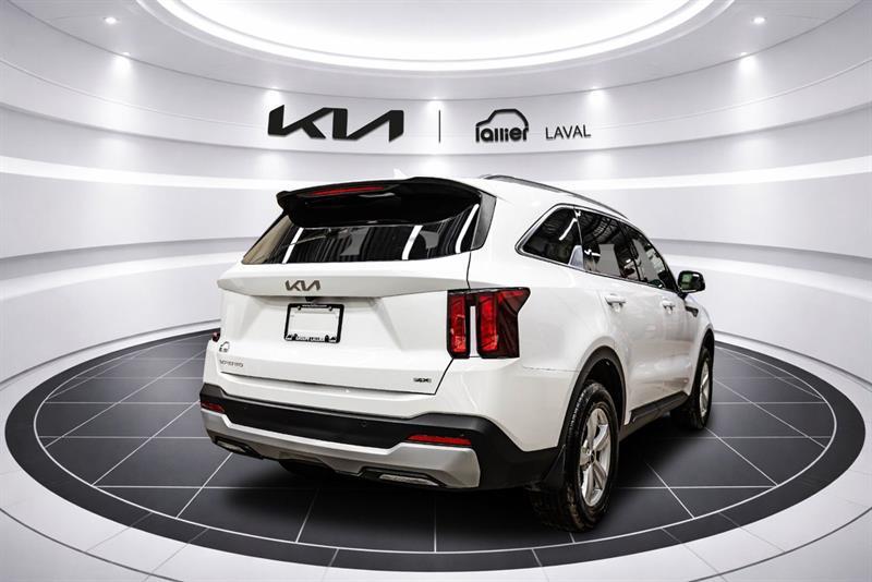 2024 Kia Sorento - Image 10