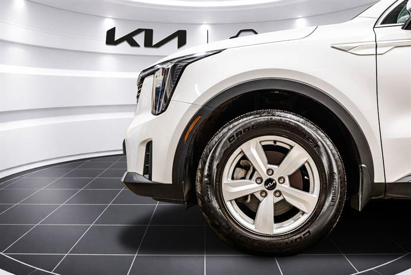 2024 Kia Sorento - Image 13