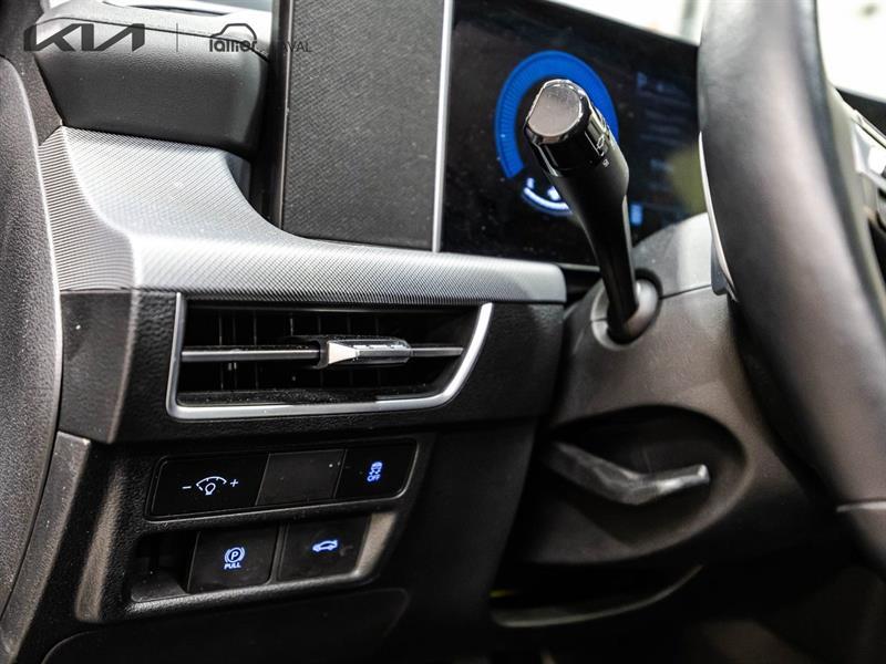 2025 Hyundai Sonata - Image 22