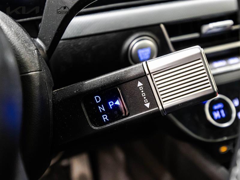 2025 Hyundai Sonata - Image 27