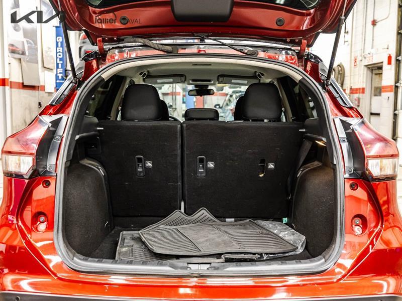 2022 Nissan Kicks - Image 16