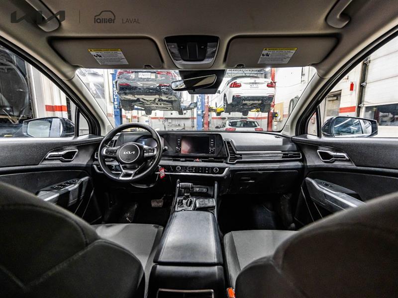 2023 Kia Sportage - Image 16