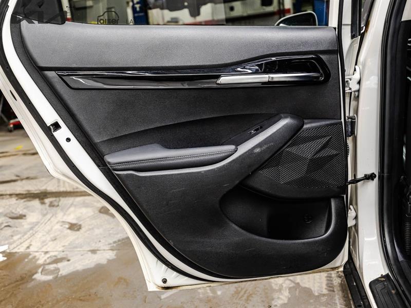 2024 Kia Seltos - Image 13