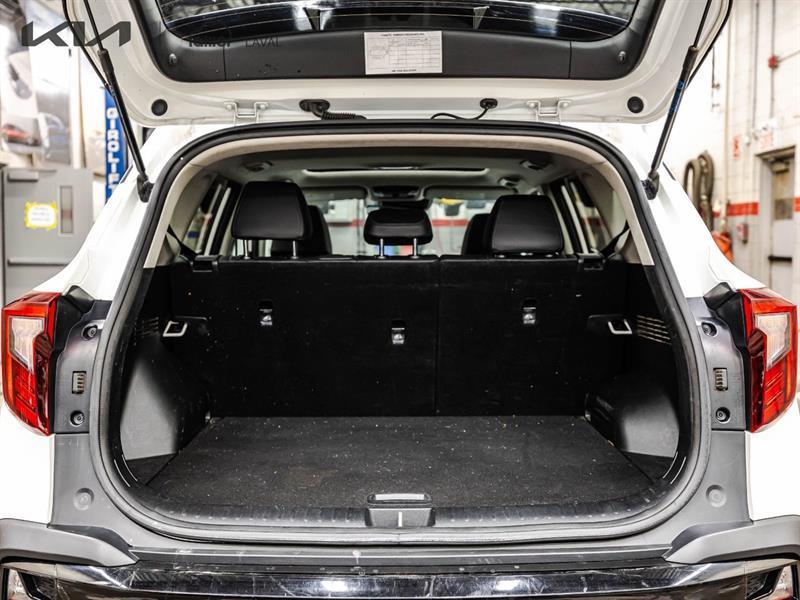 2024 Kia Seltos - Image 16