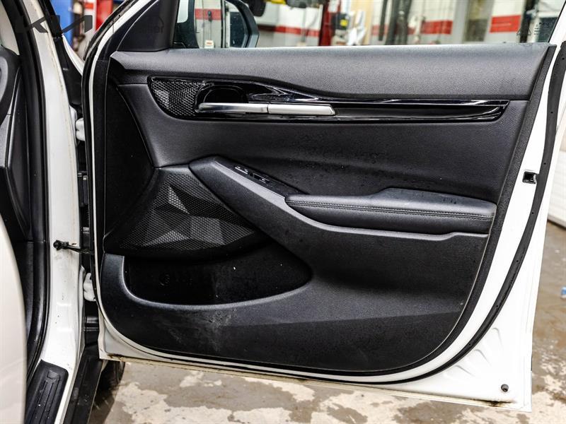 2024 Kia Seltos - Image 17