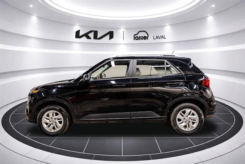 2025 Hyundai Venue - Image 4