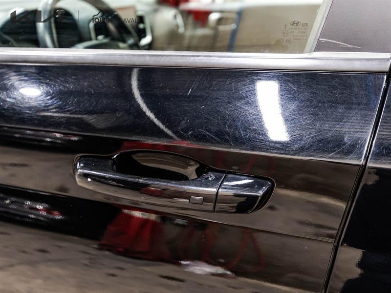 2025 Hyundai Venue - Image 11