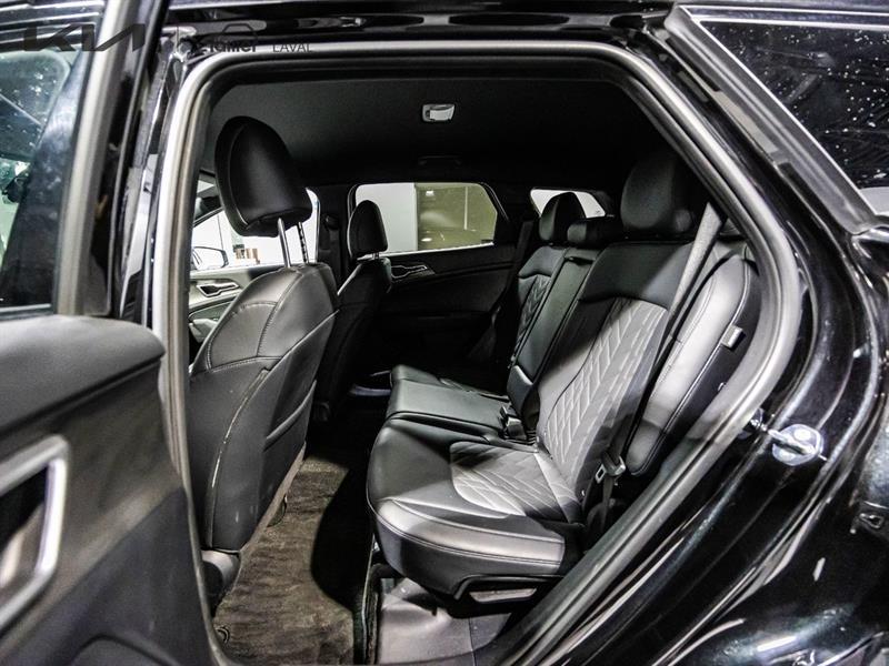 2025 Kia Sportage - Image 14
