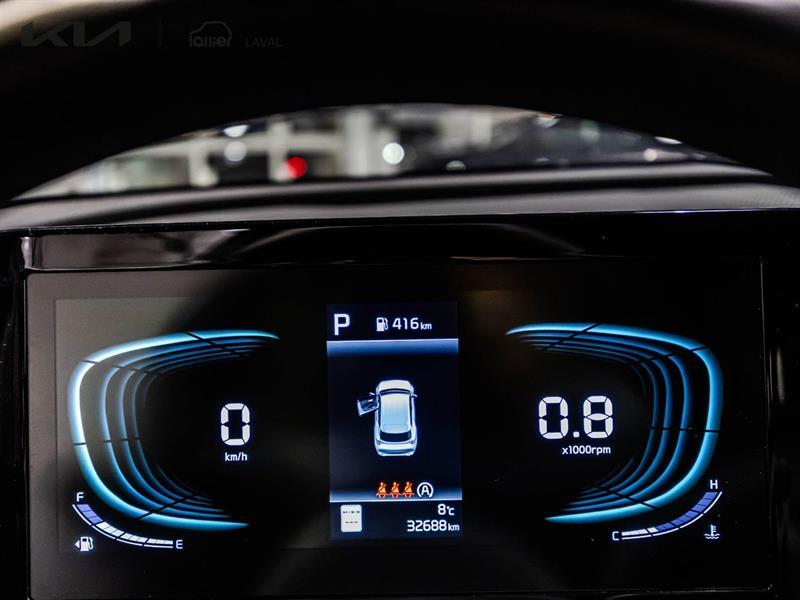 2025 Kia Sportage - Image 23