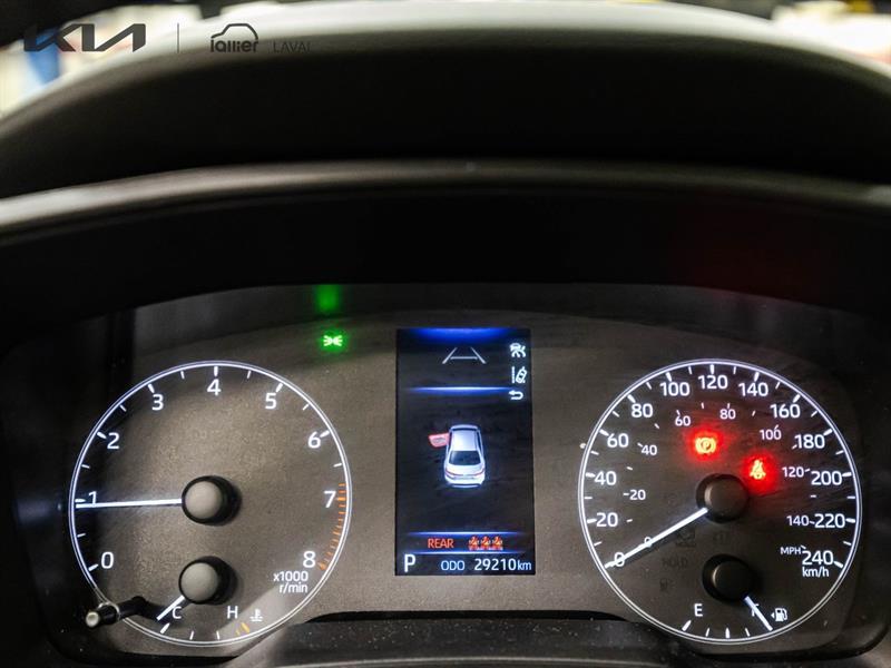 2025 Toyota Corolla - Image 16