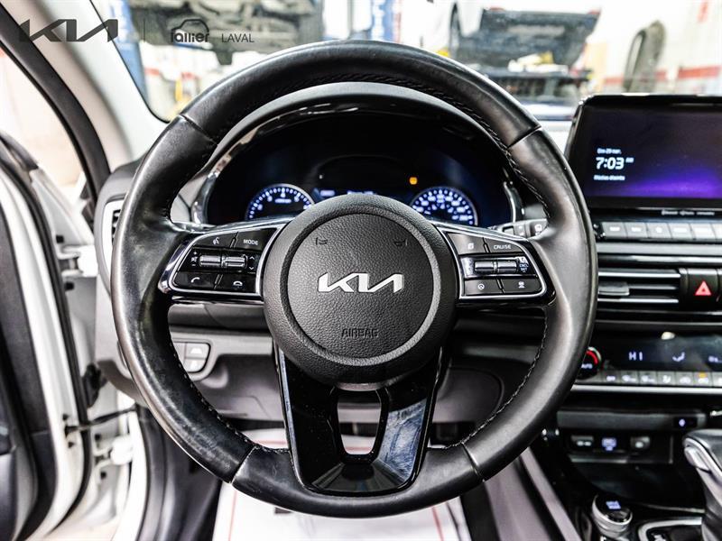 2023 Kia Seltos - Image 16