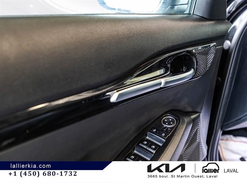 2025 Kia Seltos - Image 12