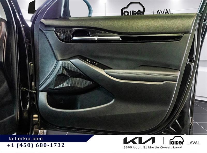 2025 Kia Seltos - Image 17