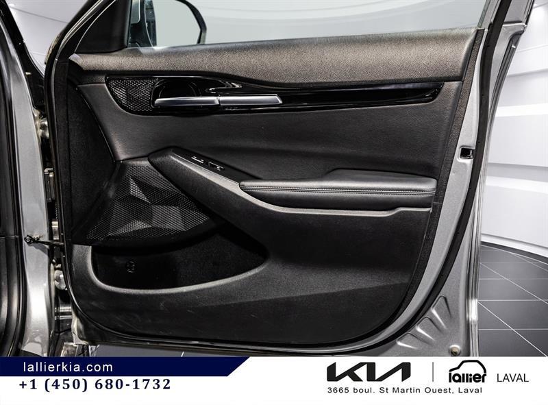 2025 Kia Seltos - Image 17