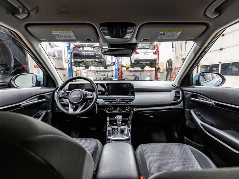 2024 Kia Seltos - Image 12