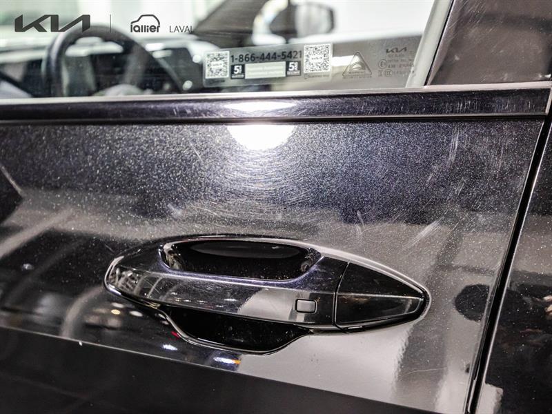 2025 Kia Sportage - Image 11