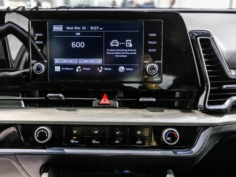 2025 Kia Sportage - Image 24