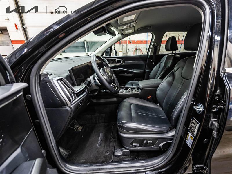 2025 Kia Sorento - Image 11