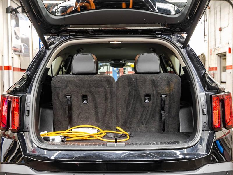 2025 Kia Sorento - Image 20