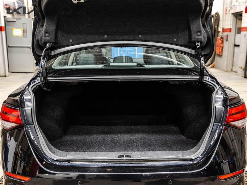 2025 Nissan Sentra - Image 19