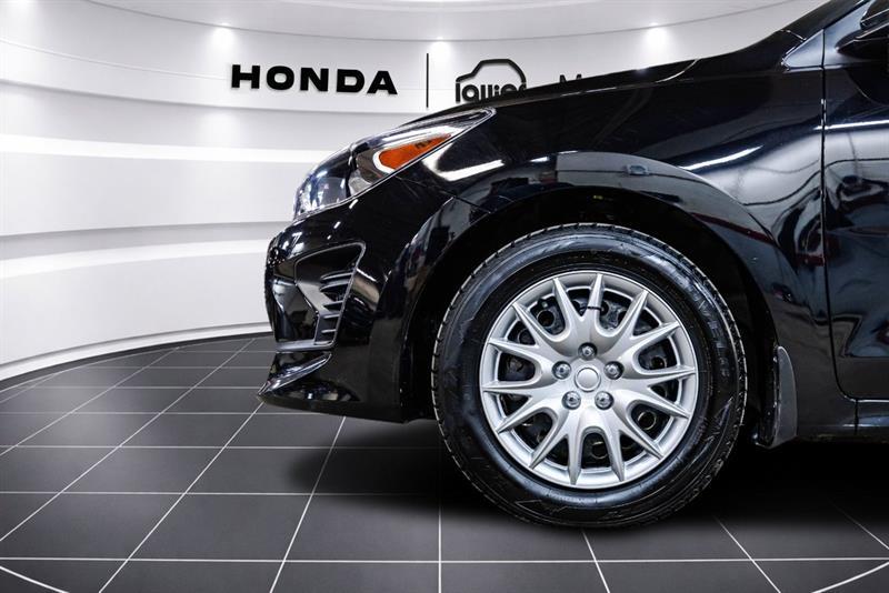 2023 Kia Rio - Image 10